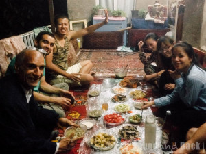 Iran, Gruppenfoto beim Abendessen