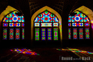 Shiraz, Nasirolmolk-Moschee, Bundglasfenster